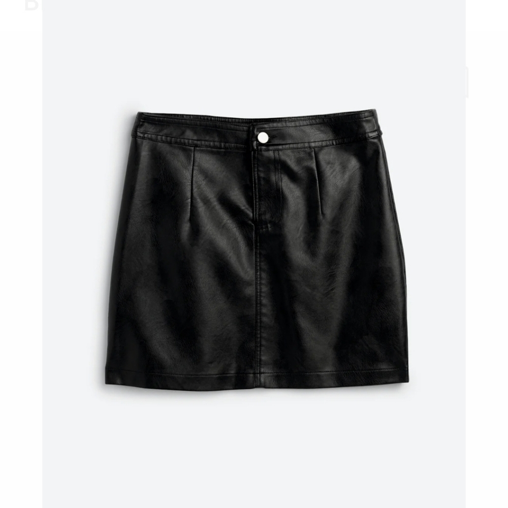 BB Dakota by Steve Madden mini faux leather skirt
